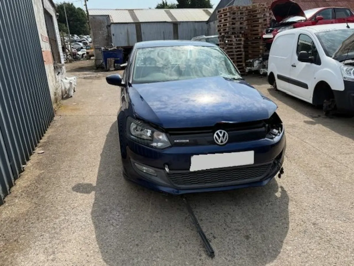 2010 VOLKSWAGEN POLO 1.2L-D - Image 1
