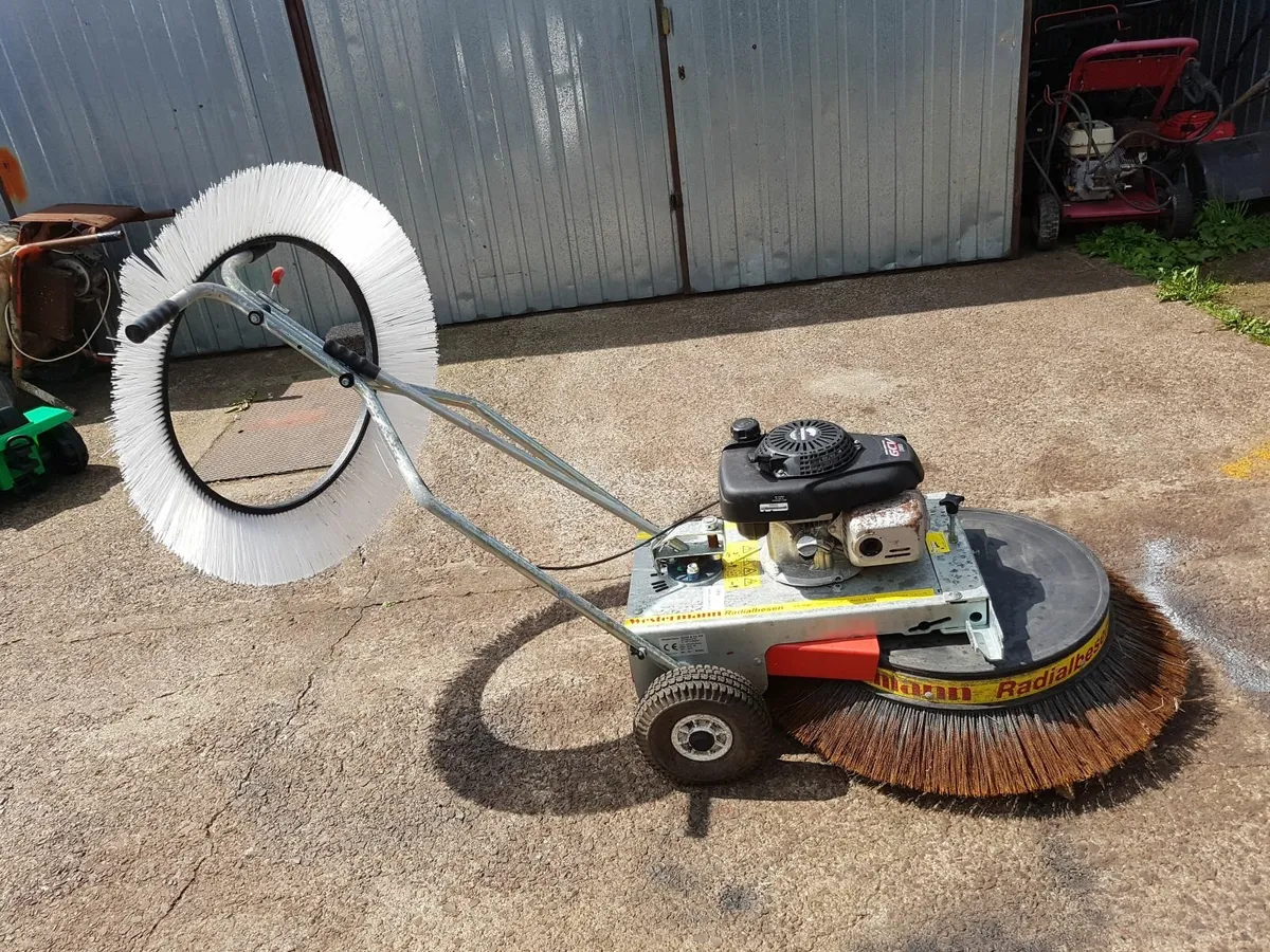 WESTERMANN COMMERCIAL MOSS BRUSH - FOR SALE - Image 2