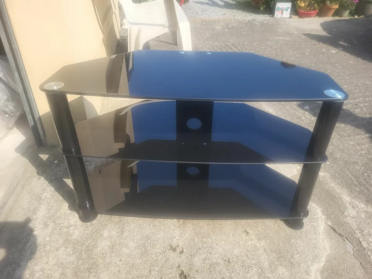 Tv unit - Image 1