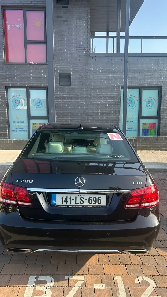 Mercedes-Benz E-Class 2014 - Image 4