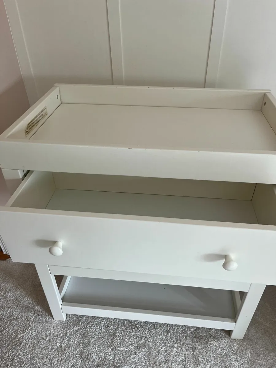 Mamas and Papas Changing Table - Image 2
