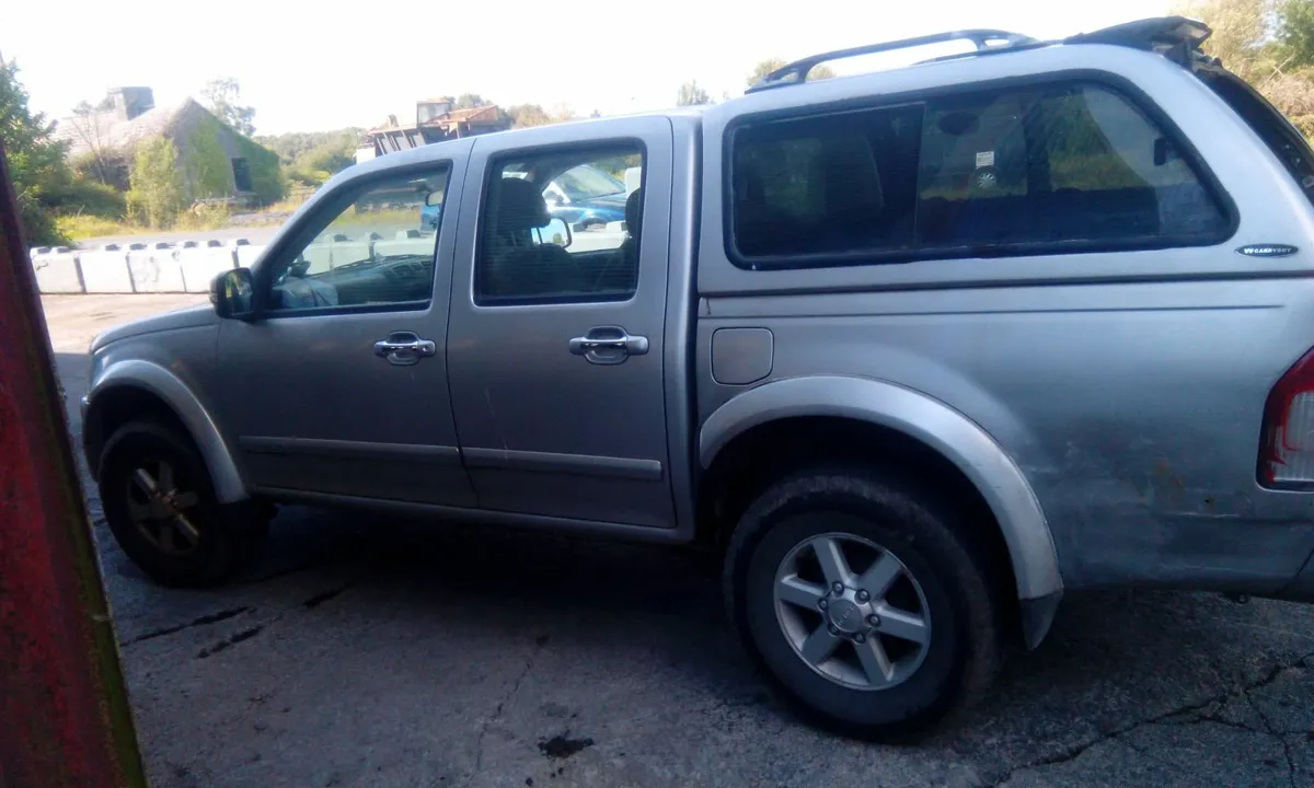 Isuzu D-Max 2006 - Image 3