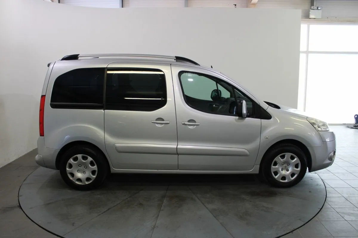 Peugeot Partner Tepee Partner 1.6 E-hdi Tepee S ( - Image 2