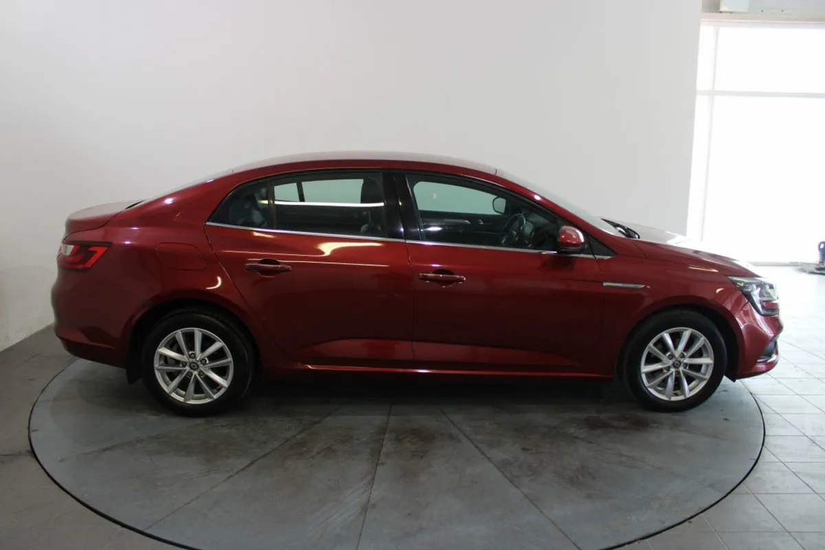 Renault Megane 1.5 dCi 110 Dynamique NAV - Image 2