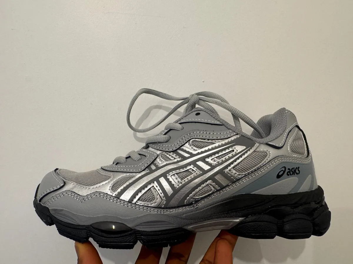 Asics - Image 4