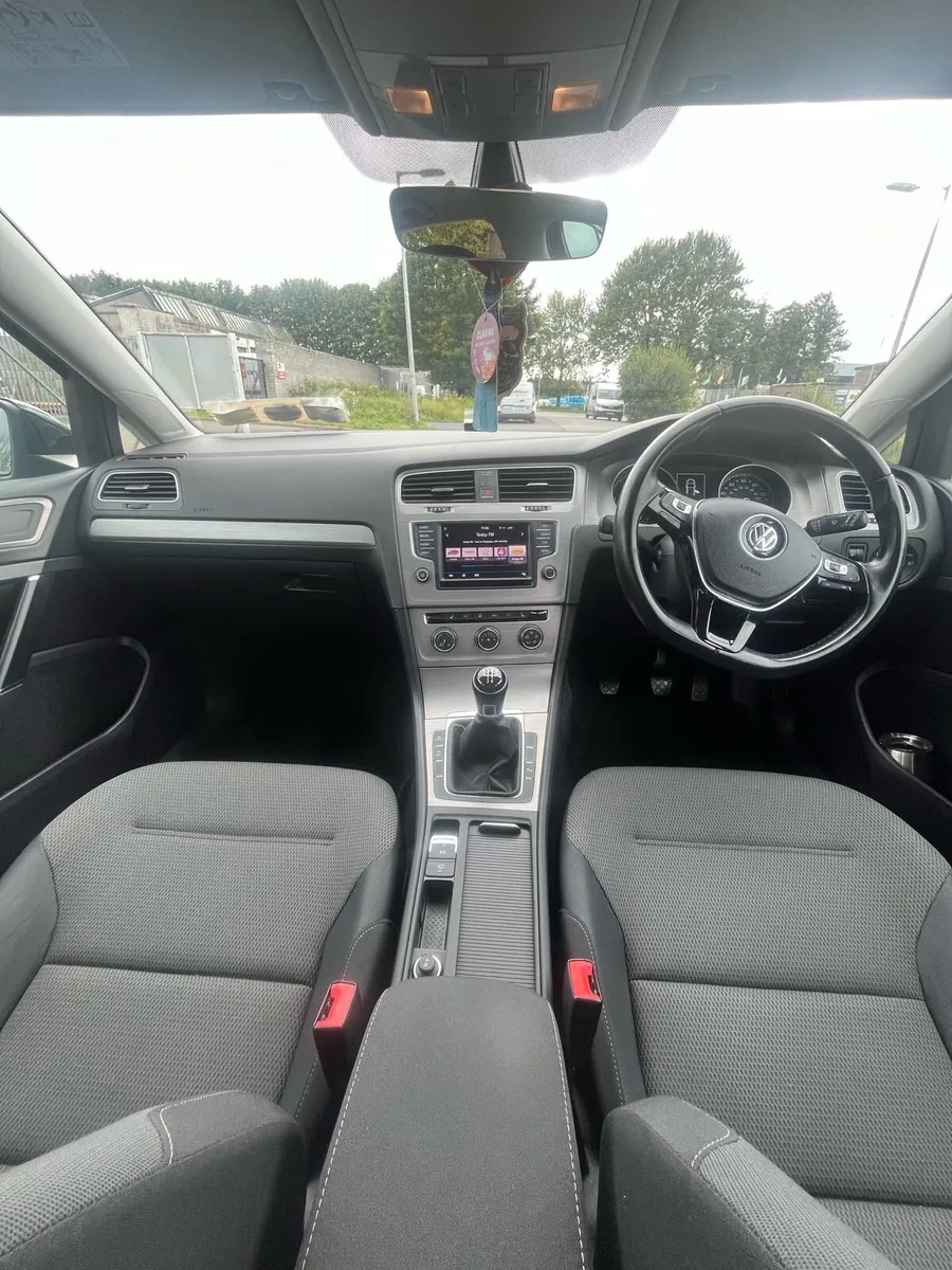 2017 VW Golf Match Edition TDI Bluemotion - Image 4