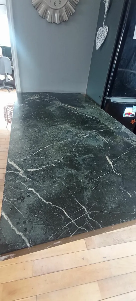 Marble dining table - Image 4