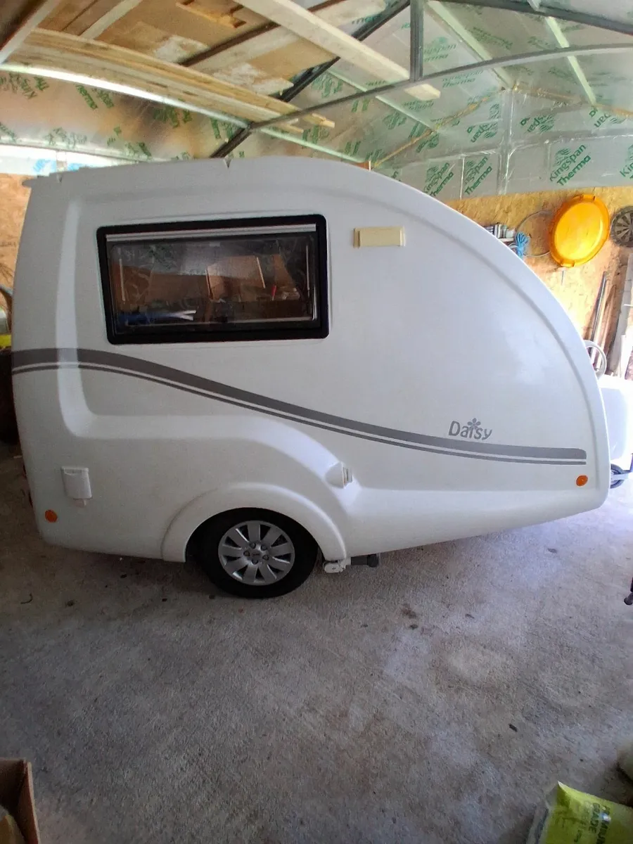 Caravan - Image 1