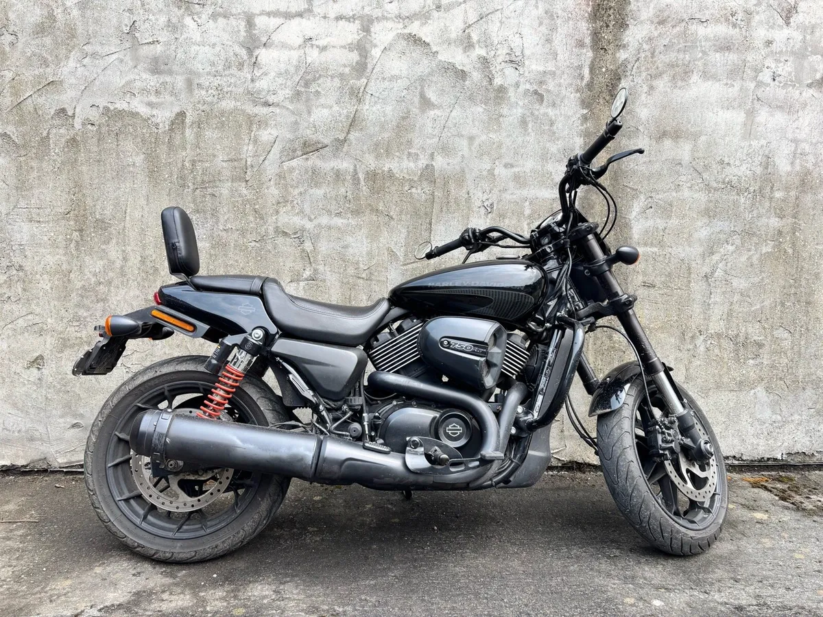 2018 Harley Davidson Street Rod 750 - Image 1
