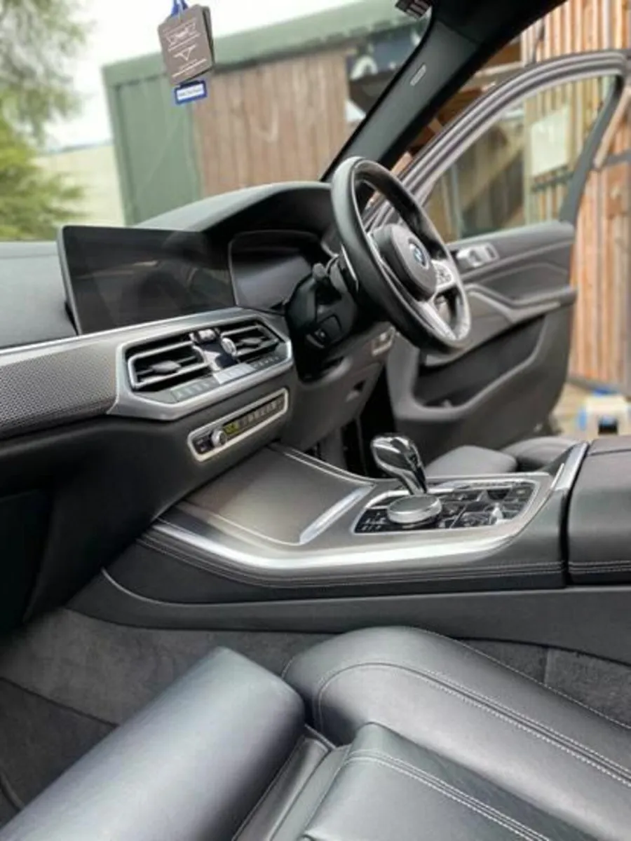 BMW X5 2019 - Image 2