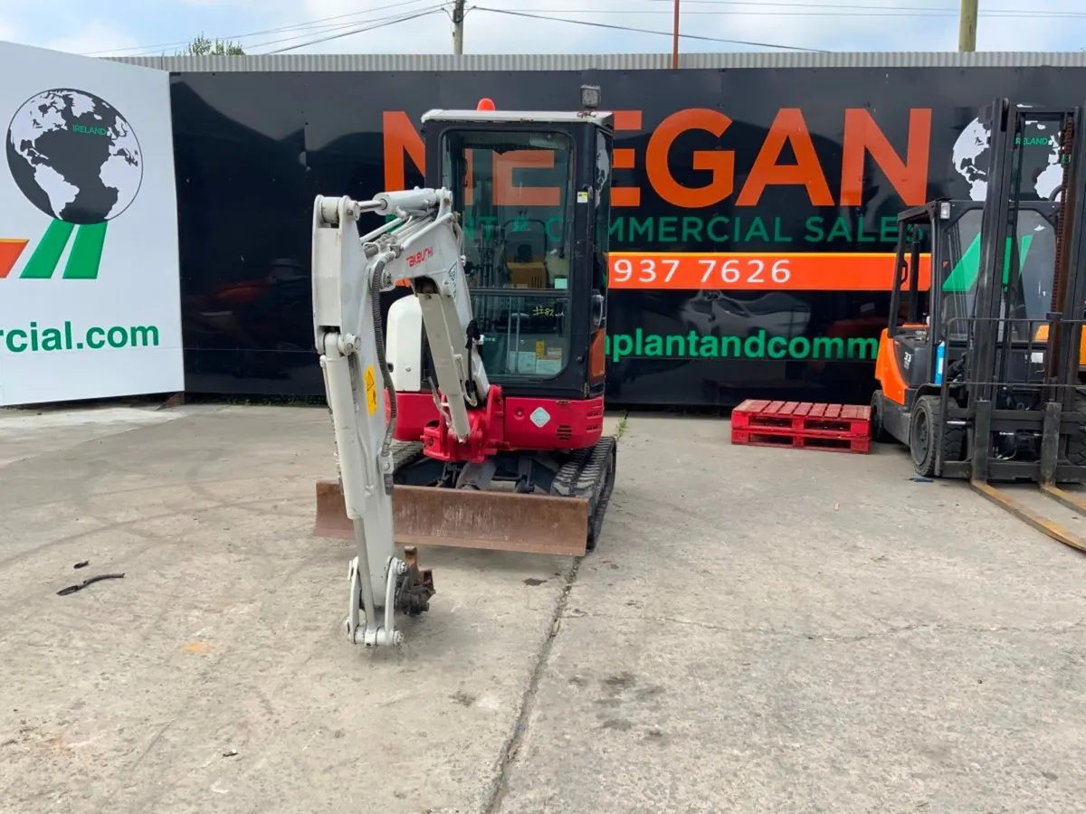 2006 TAKEUCHI TB23r ZERO TAIL MINI DIGGER. - Image 2