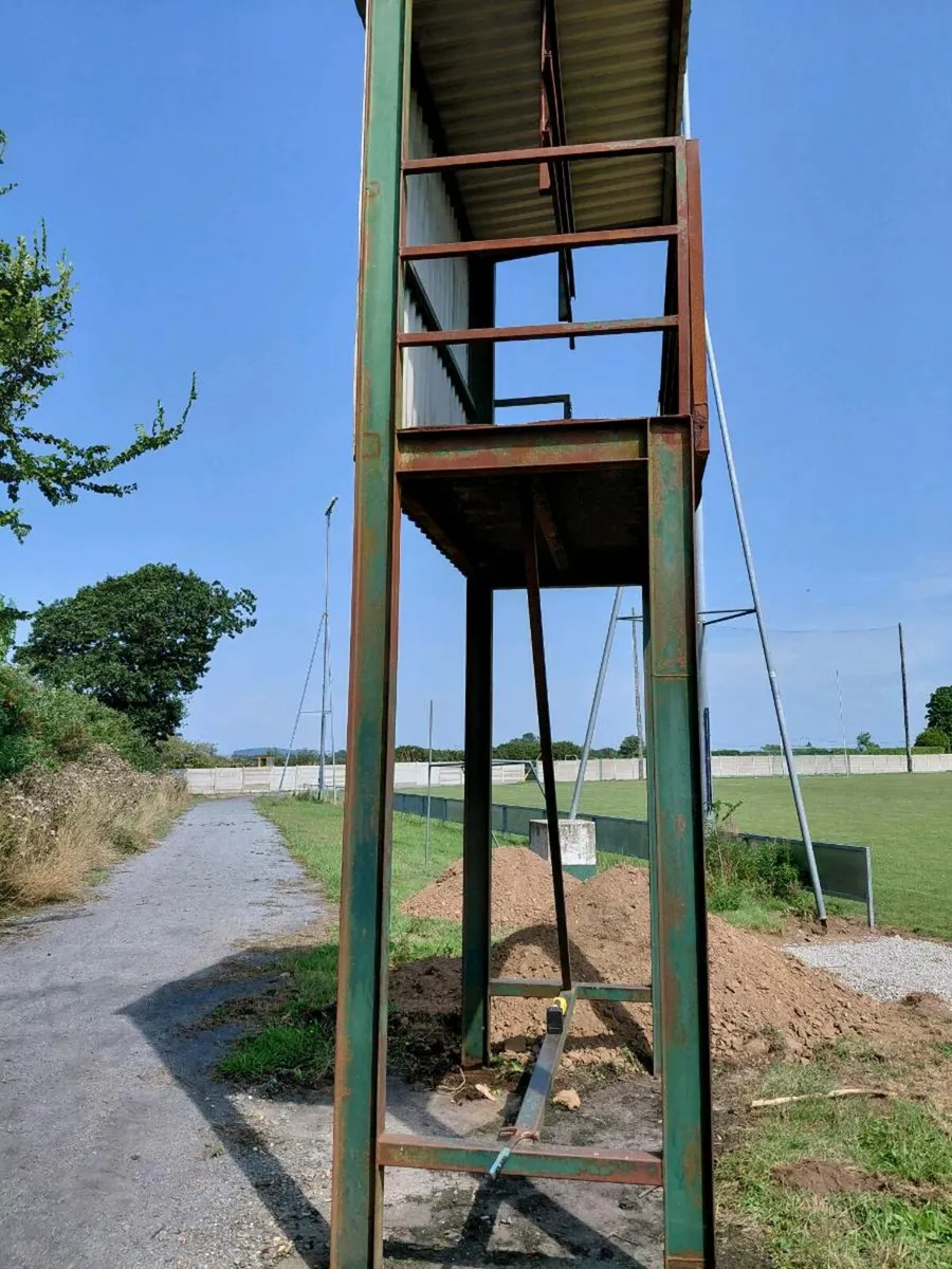 Water, Diesel tower - Image 2