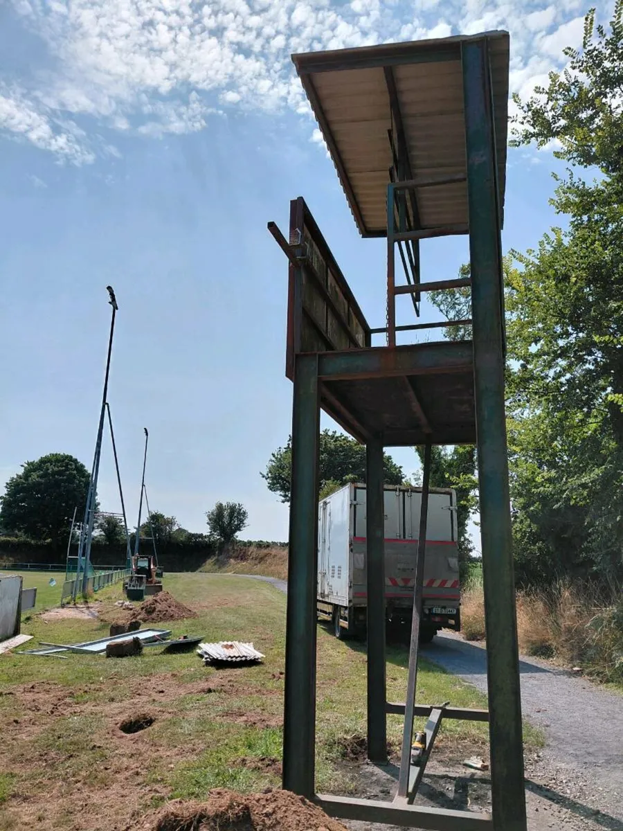 Water, Diesel tower - Image 3