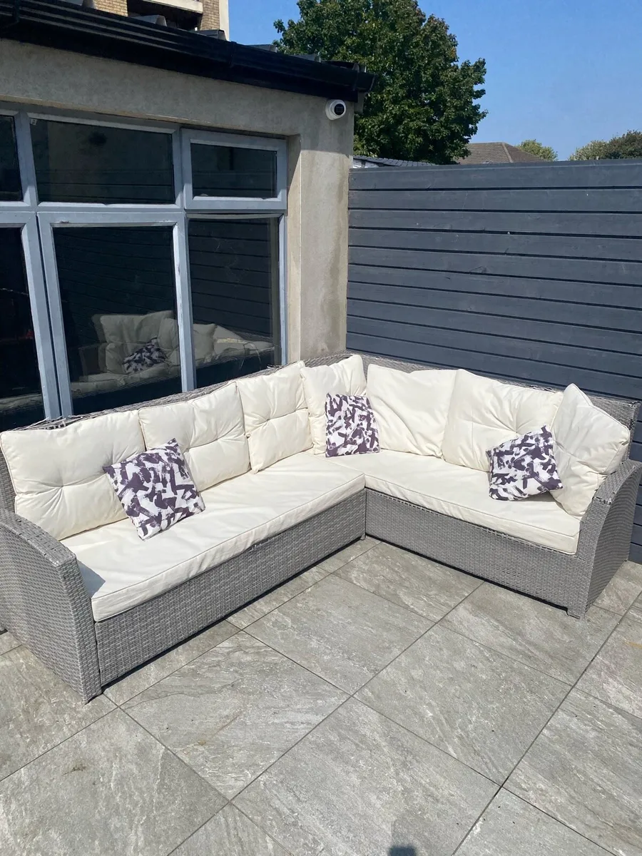 Garden Furniture - Image 1