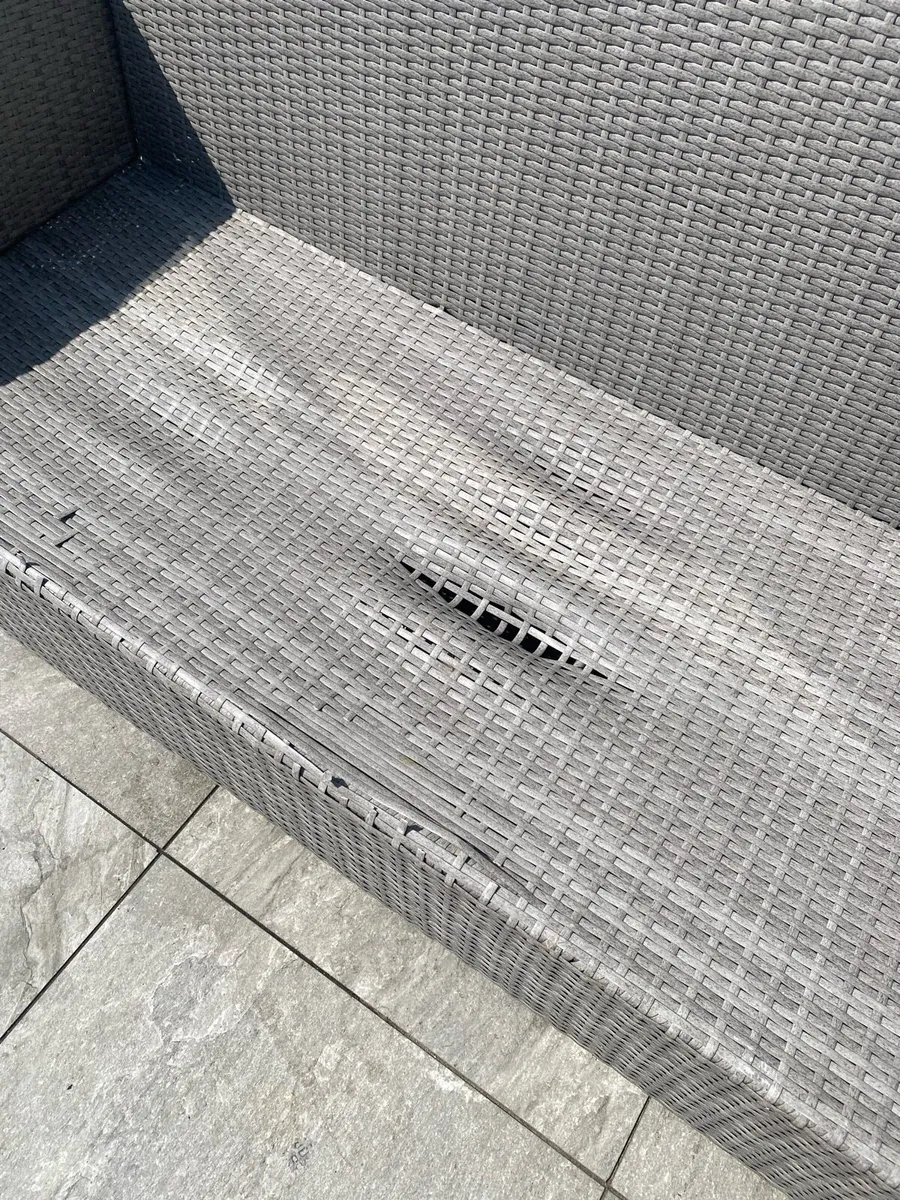 Garden Furniture - Image 4