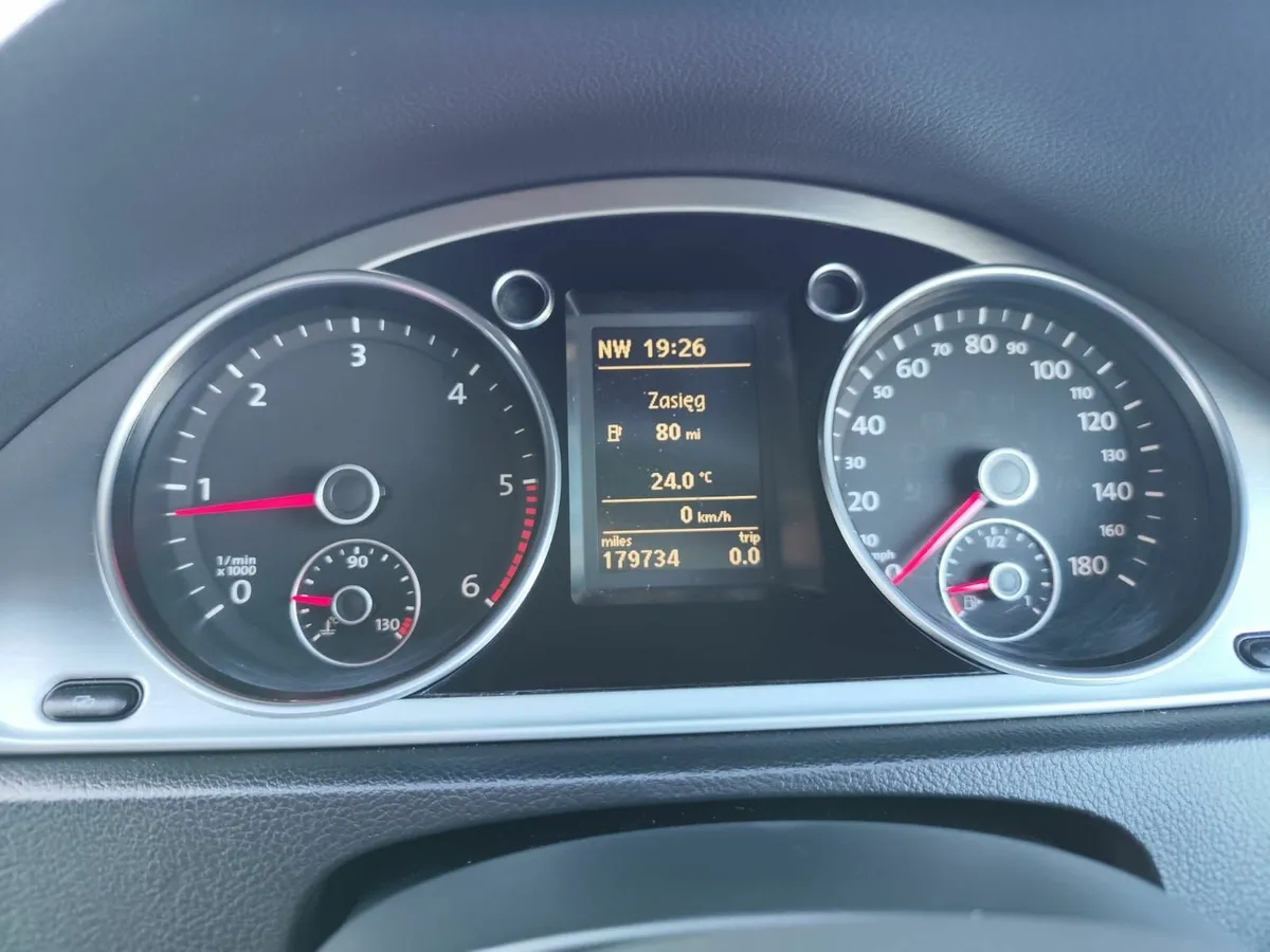 Volkswagen CC 2012 - Image 2