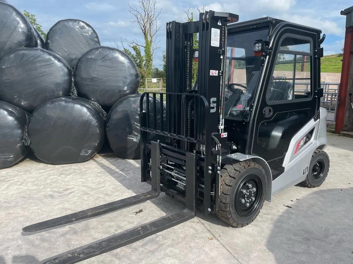 New un 3 ton Kubota diesel forklifts - Image 1