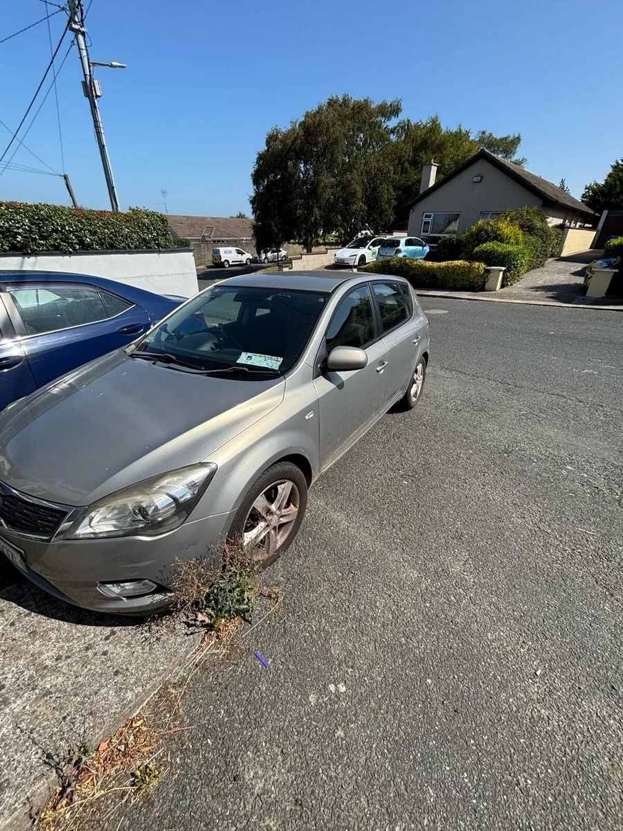 Kia Ceed 2011 - Image 3