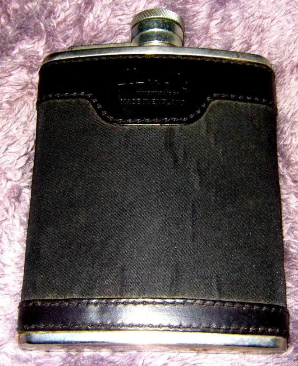 Vintage Harrods Hip Flask - Image 4
