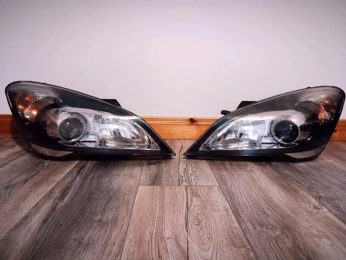 Headlights 2011 kia ceed 1.6 crdi - Image 1