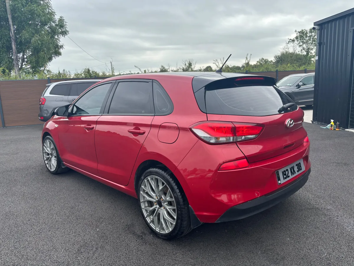 Hyundai i30 2019 1.6 Diesel Bargain!! - Image 2