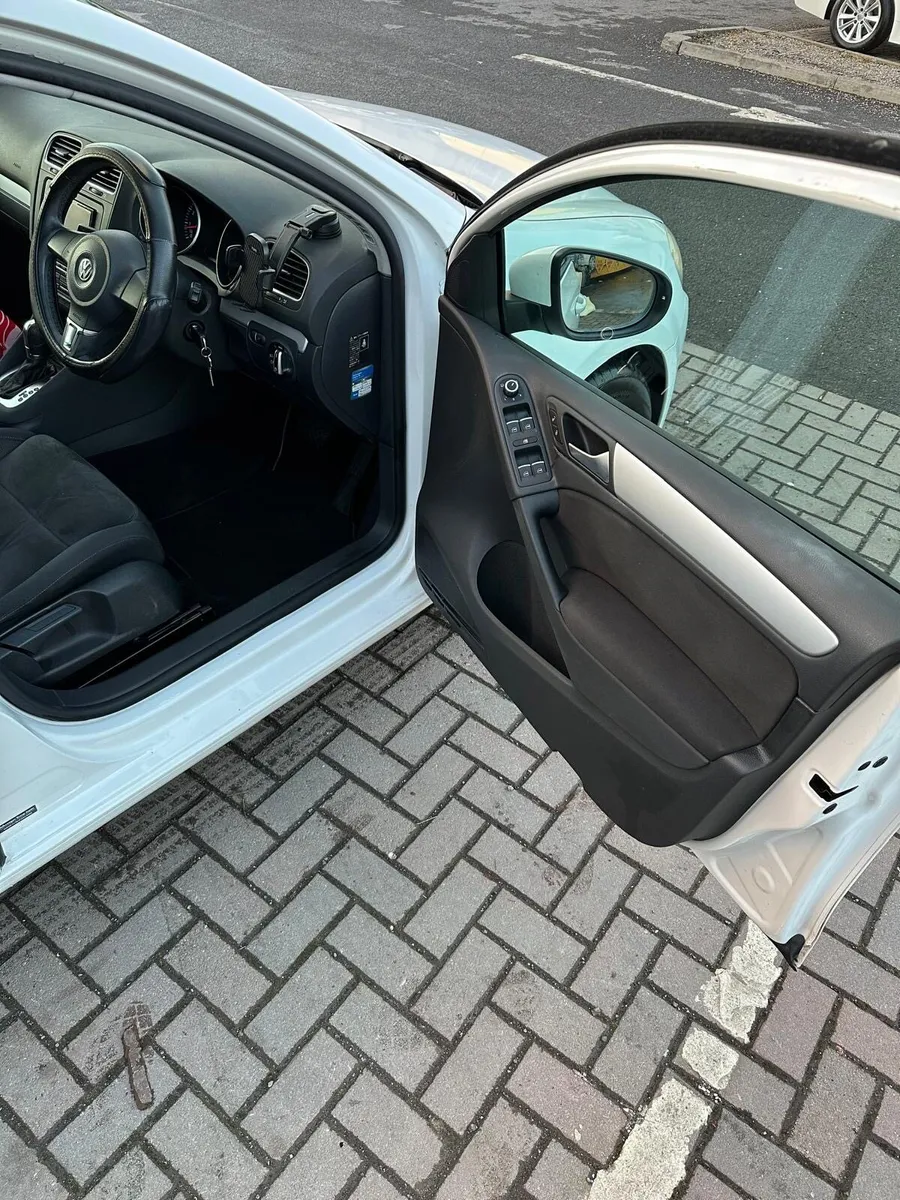 VW Golf 2012 Automatic TSI HIGH-LINE - Image 4
