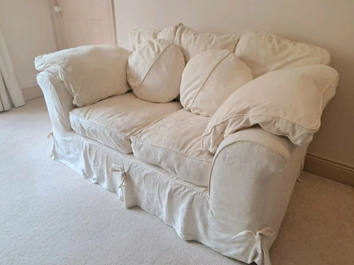 2 Person Couch/Sofa - Image 4