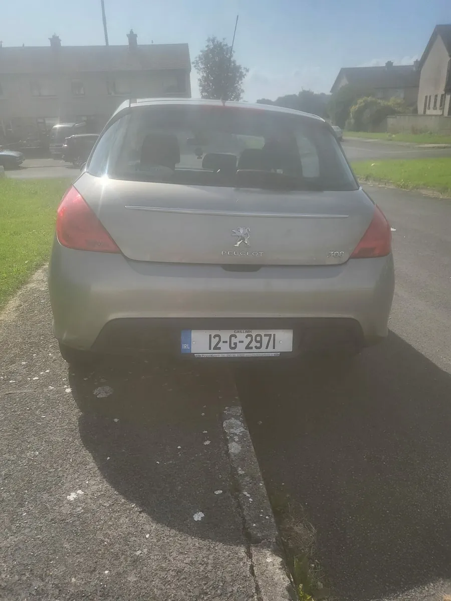 12 peugeot 308 nct 10-25 taxed 10-25 - Image 2