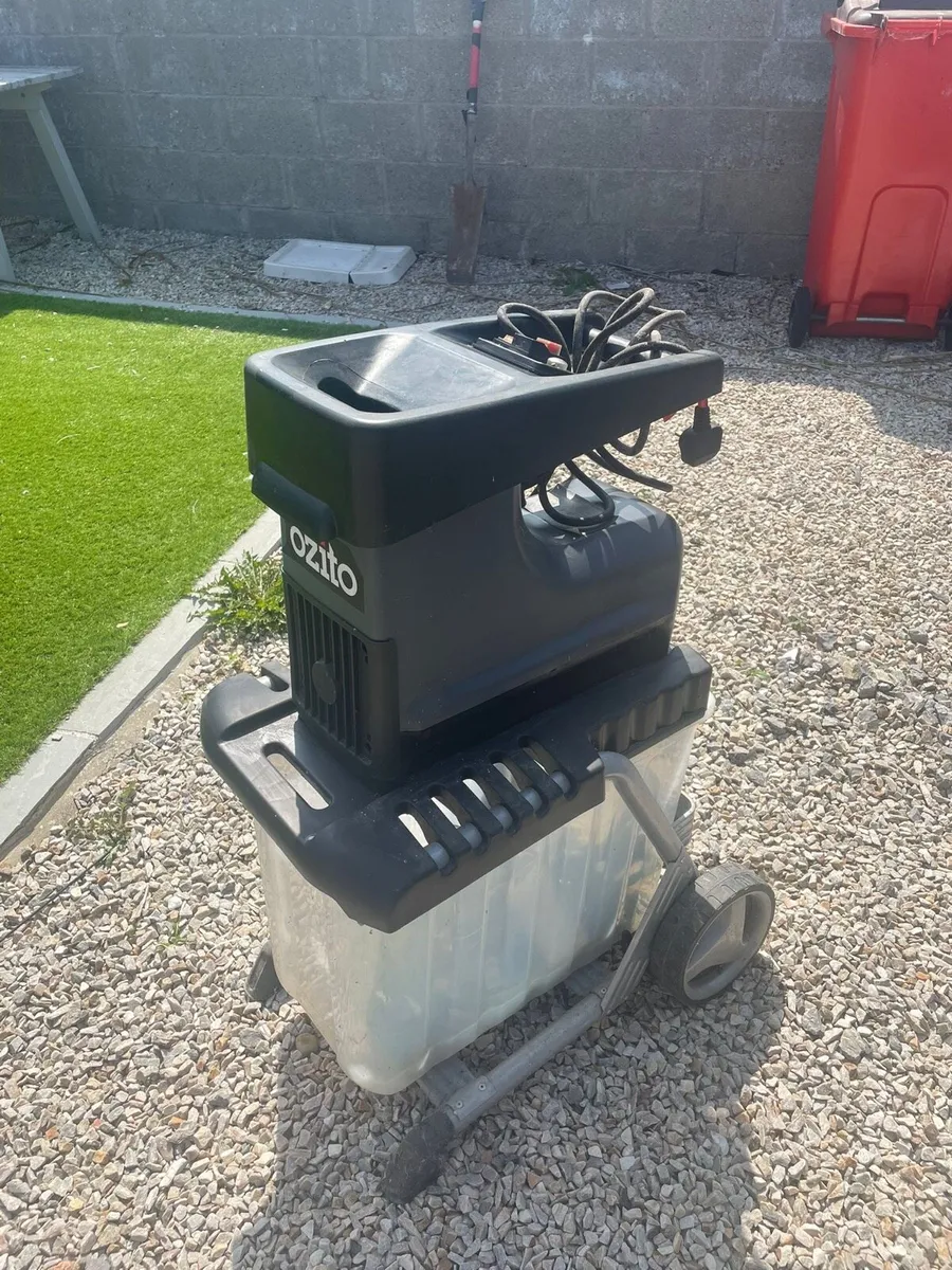 Garden shredder - Image 1