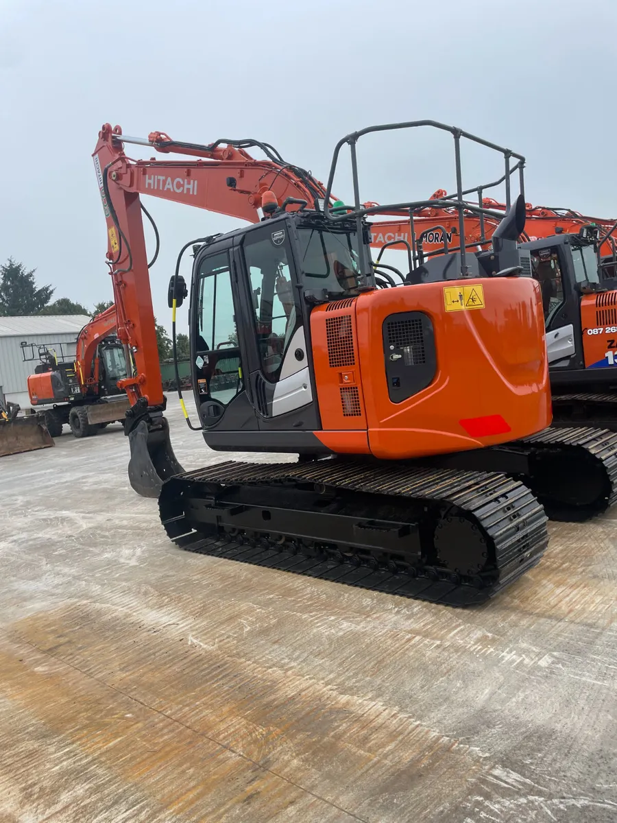 HITACHI ZX135-6 - Image 4