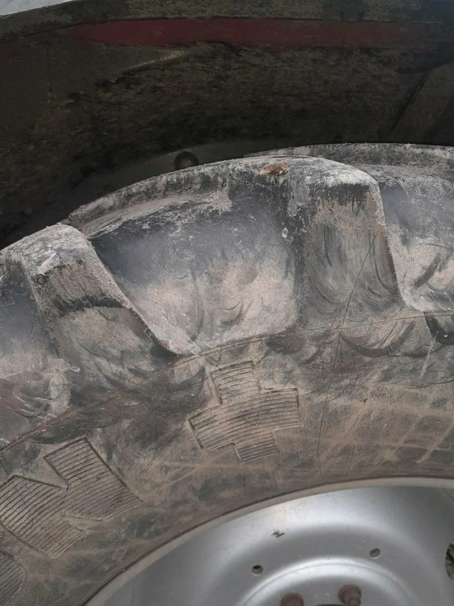 Tyres - Image 3