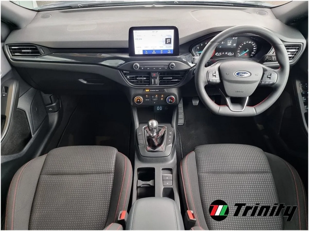 Ford Focus St-line 1.0t ECO Boost Hybrid 125BHP T - Image 2