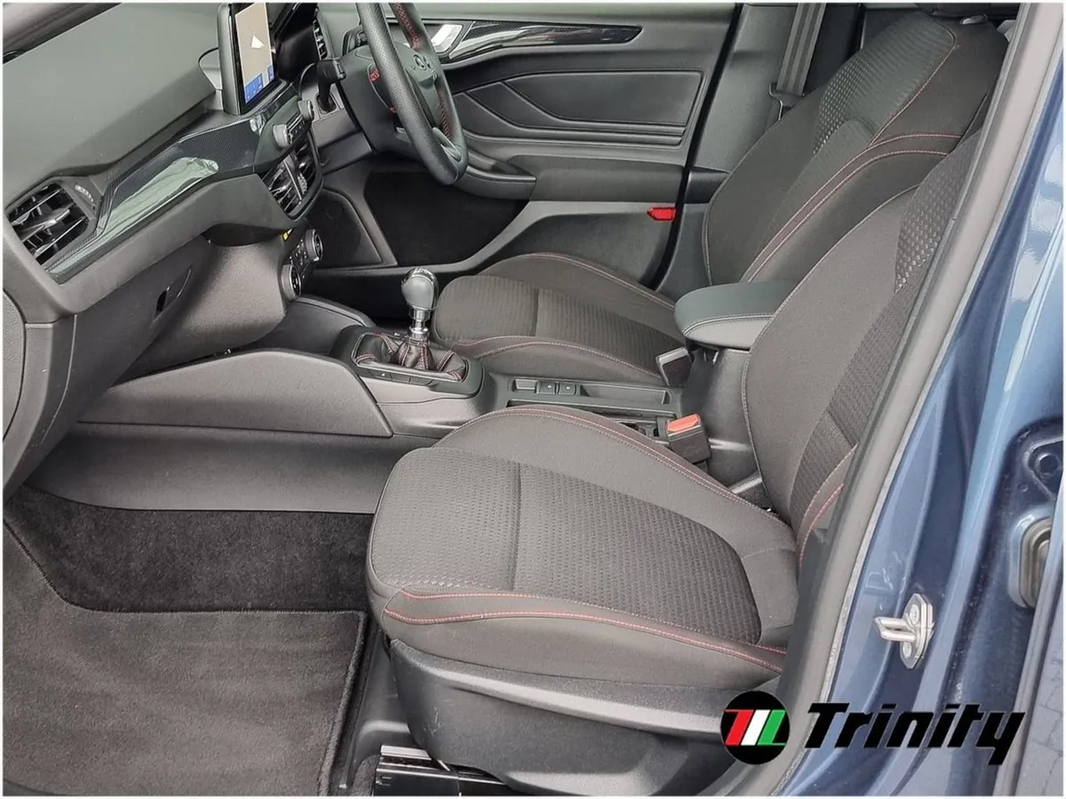 Ford Focus St-line 1.0t ECO Boost Hybrid 125BHP T - Image 4