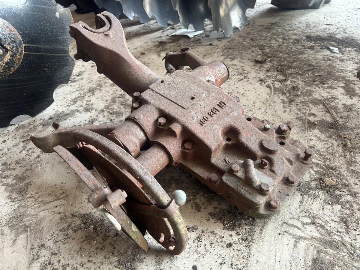 Massey Ferguson Lift Top - Image 1