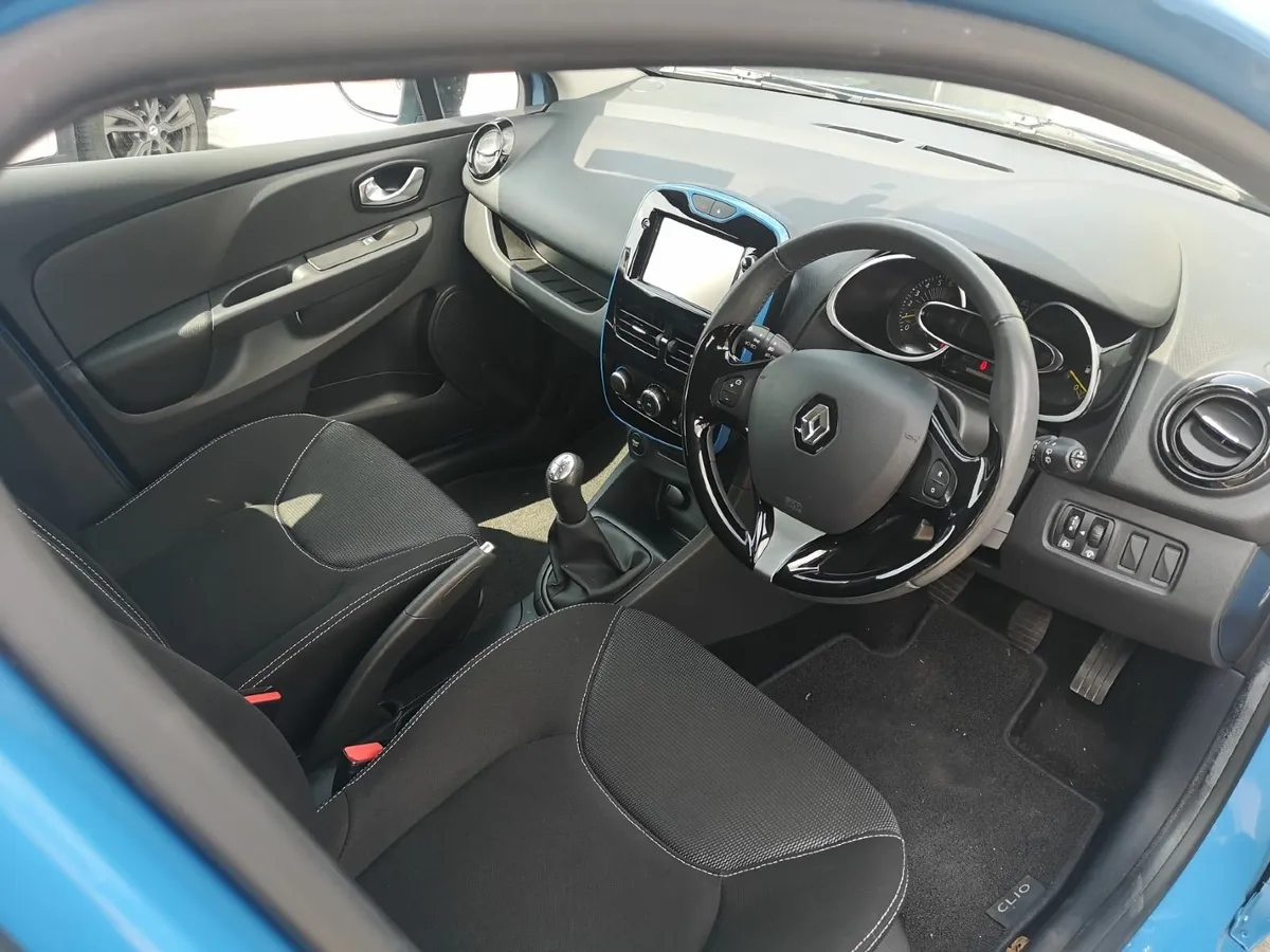 Renault Clio 2015 - Image 3