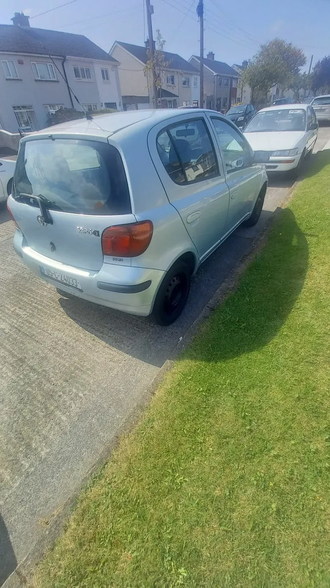 Toyota Yaris 2005 - Image 1