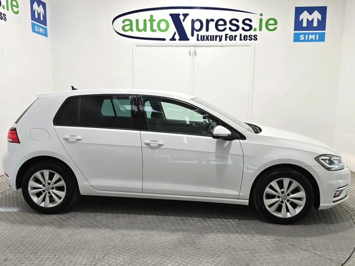 Volkswagen Golf 1.4 TSI HIGH LINE Automatic, Rever - Image 3