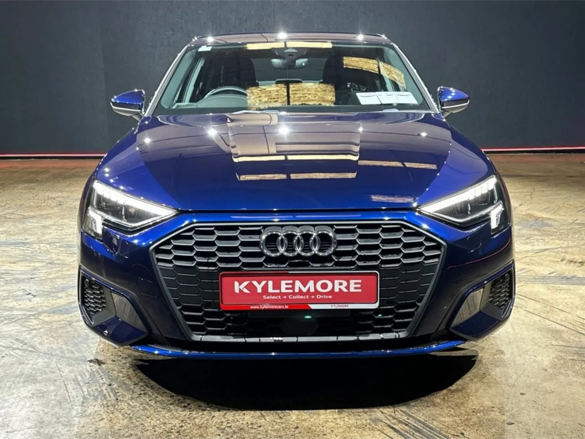 Audi A3 1.0 AUTOMATIC - BLACK TRIM - Image 3