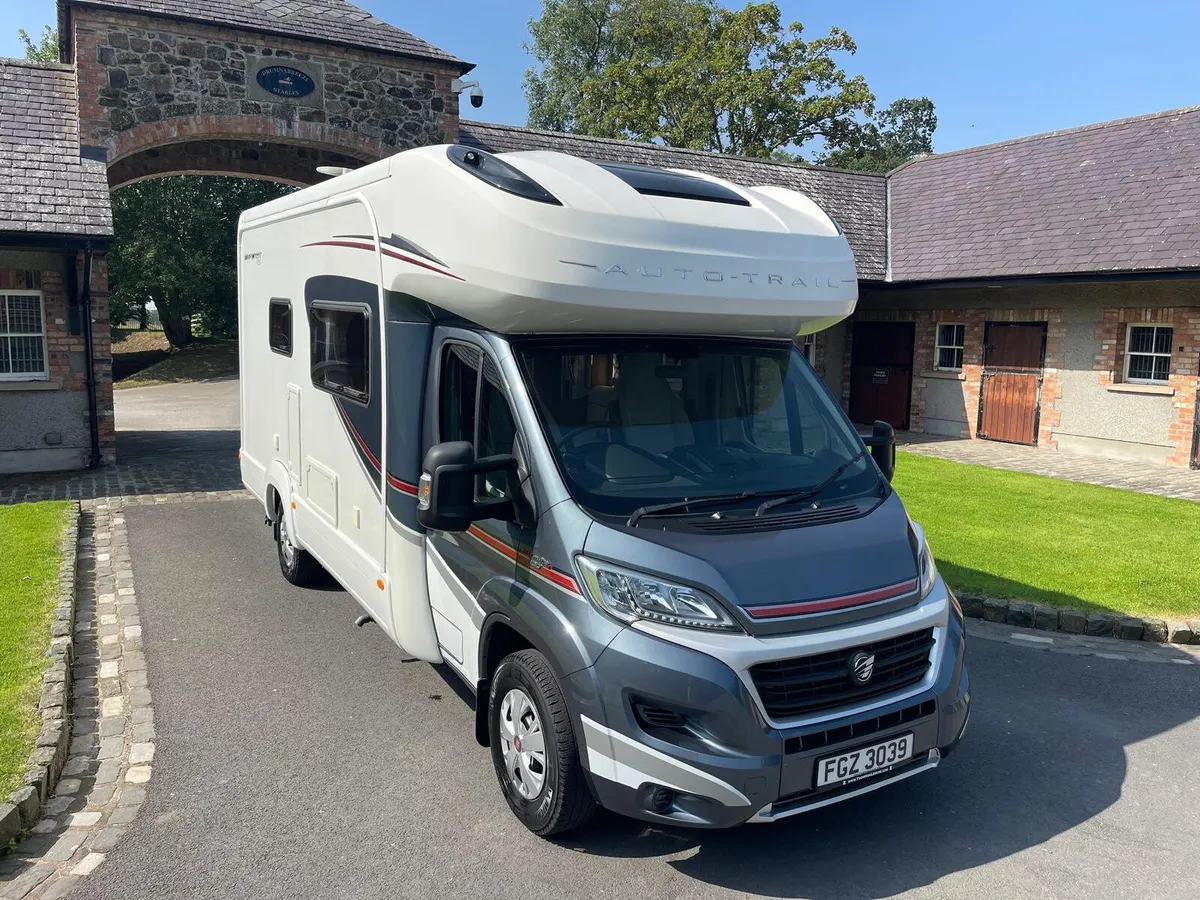 Autotrail Tracker RS - Manual - Image 2