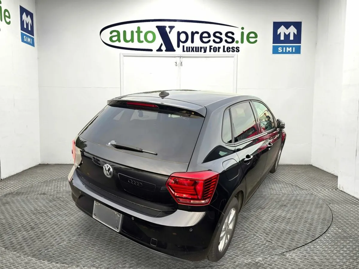Volkswagen Polo 1.0 TSI Automatic, Reversing camer - Image 3