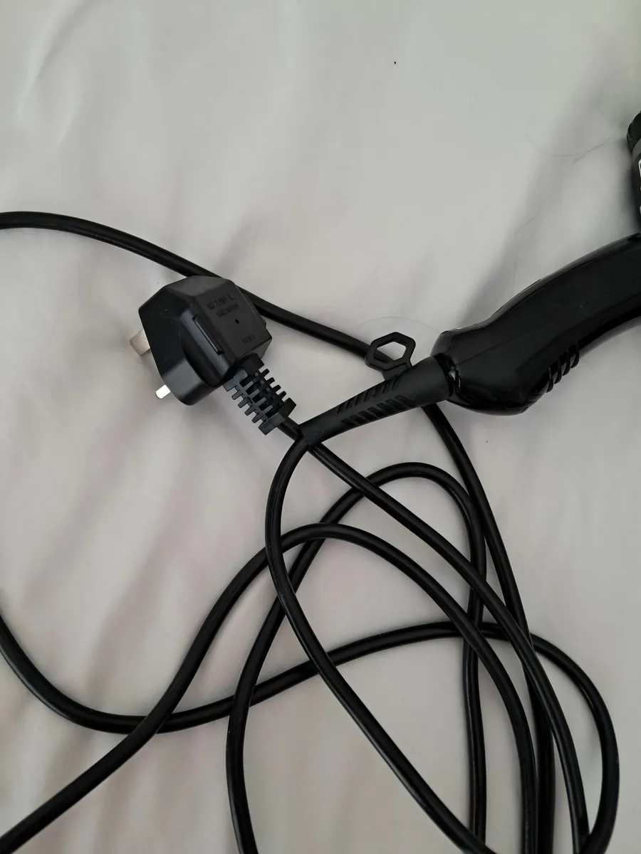 Hairdryer - Image 4