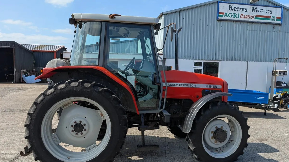 Massey Ferguson Other 2000 - Image 1