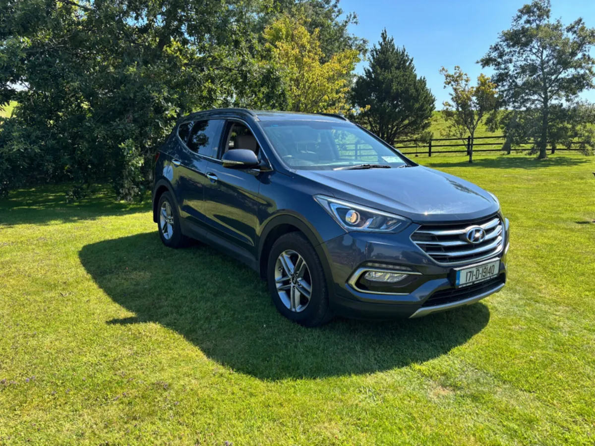 Hyundai Santa Fe EXECUTIVE 4WD 5DR - Image 3
