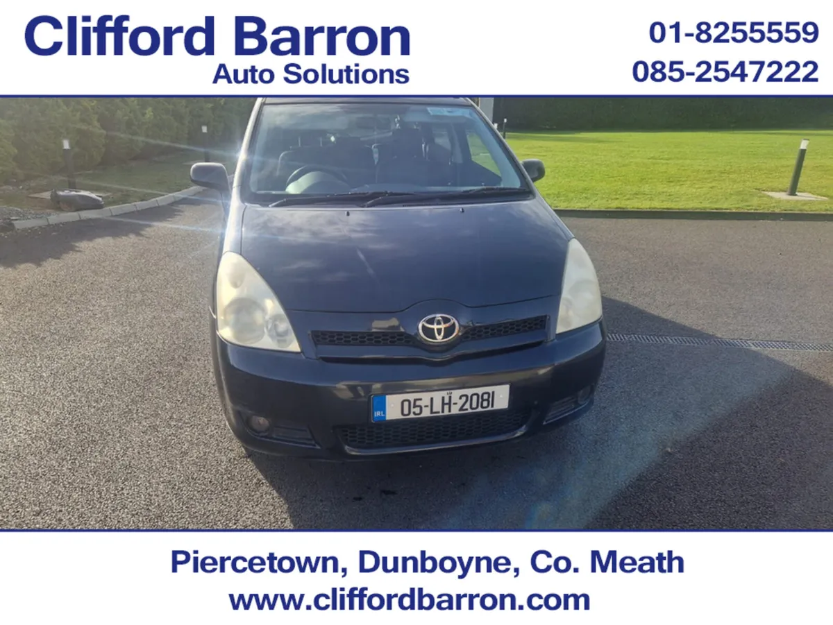 Toyota Corolla VERSO 1.6 LUNA 7S - Image 1