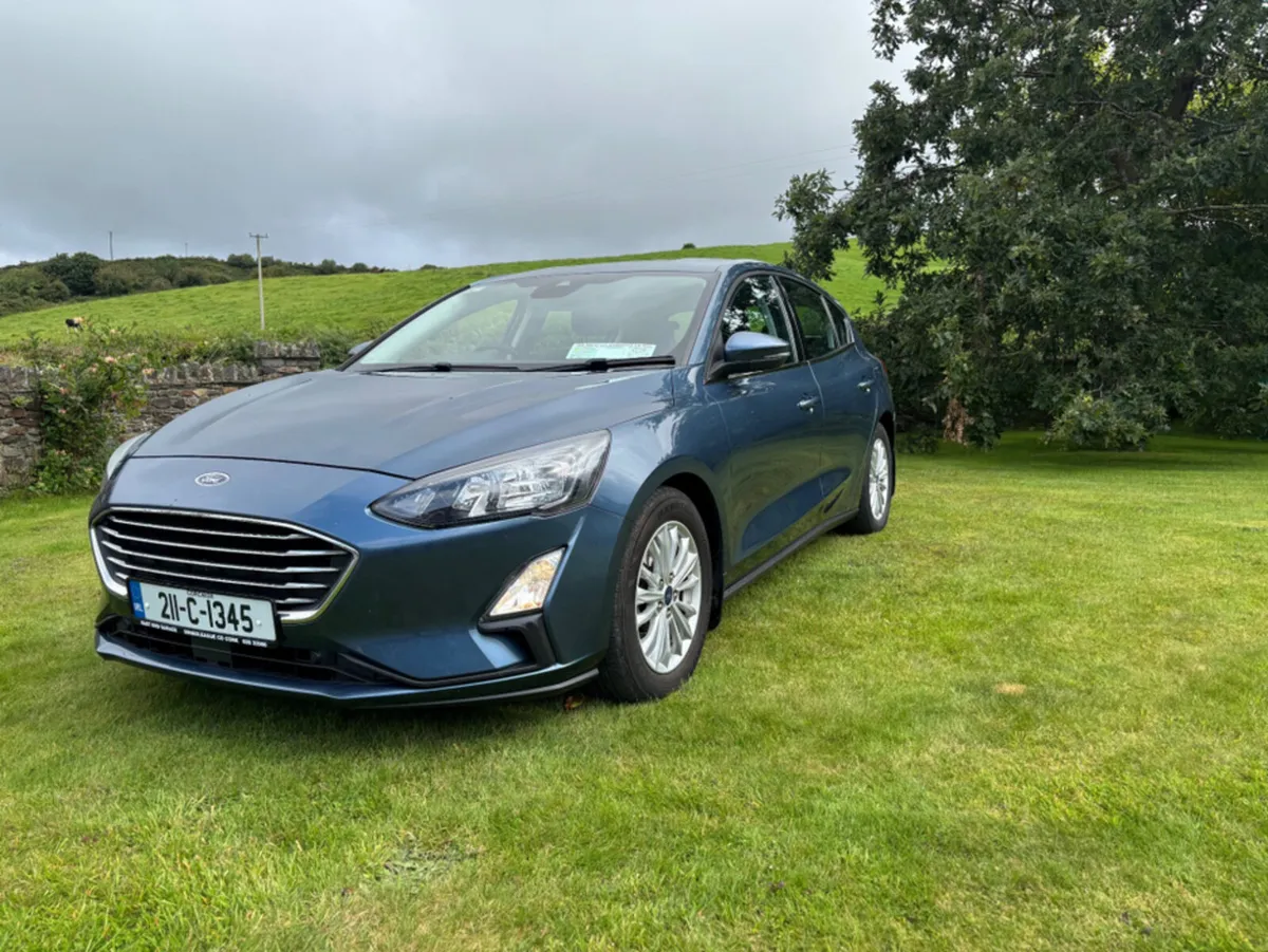 Ford Focus TITANIUM EDITION 5DR 1.0T125 MHEV - Image 2