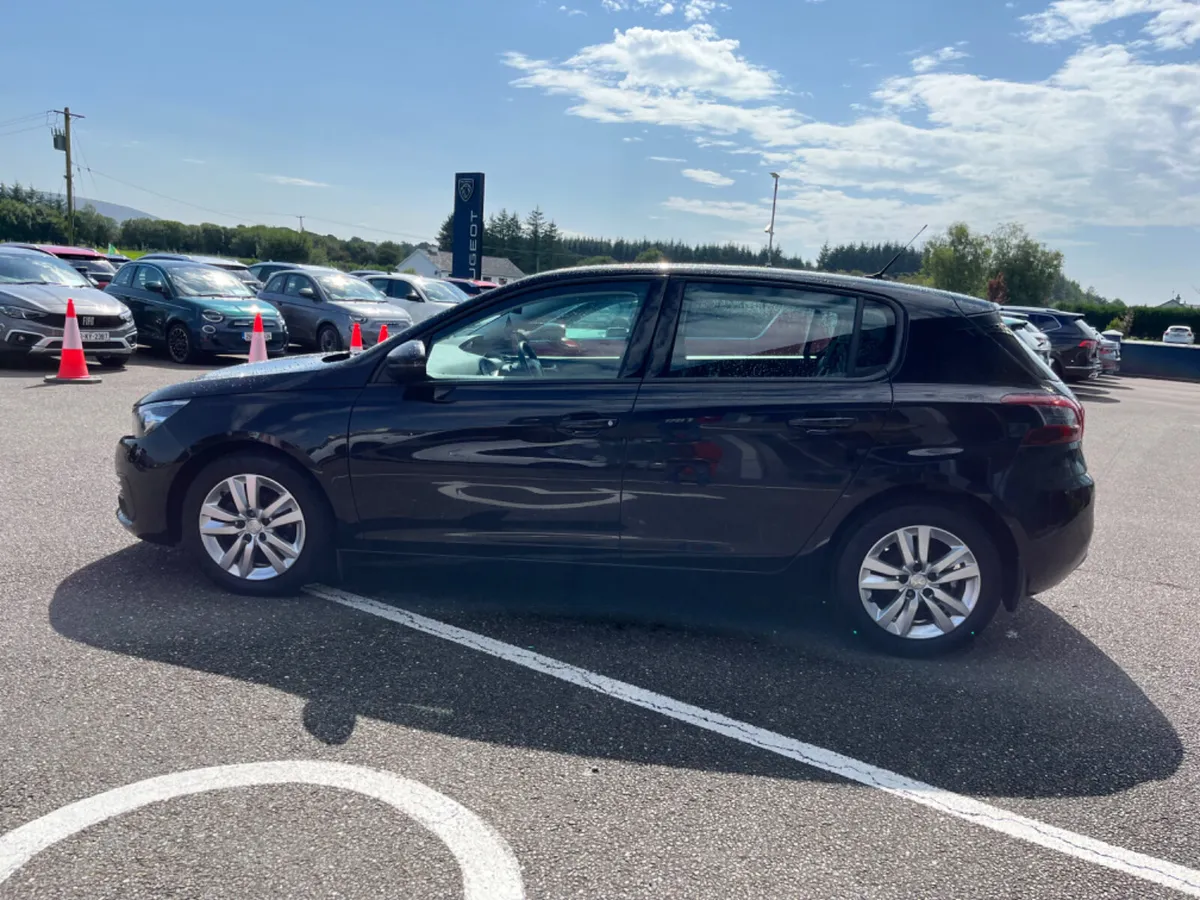 Peugeot 308 2019 - Image 3