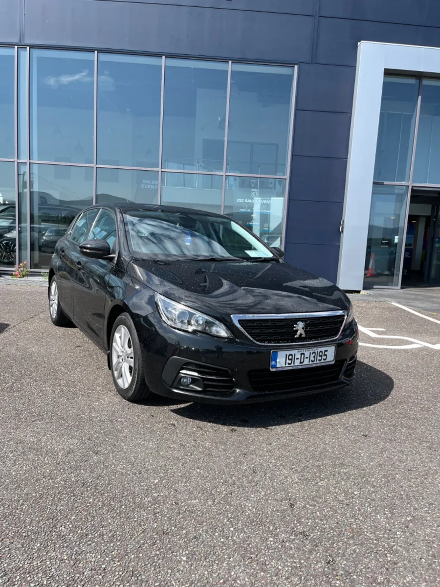 Peugeot 308 2019 - Image 1