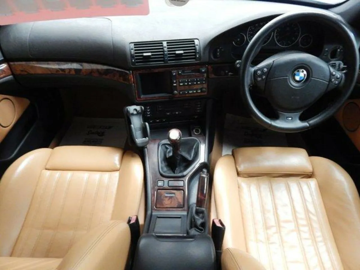 BMW M5 M5 5.0 // MANUAL // IMMACULATE CONDITION // - Image 2