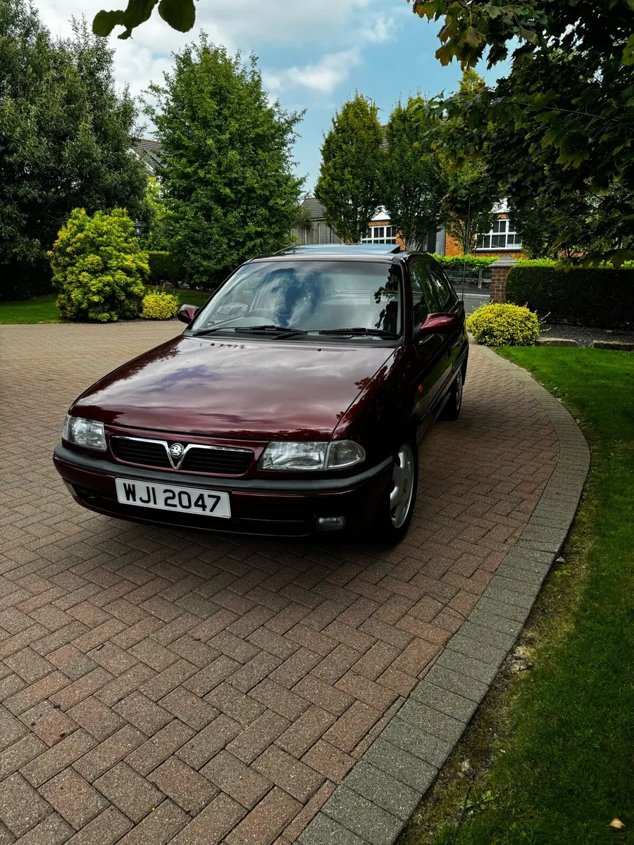 Car - Image 4