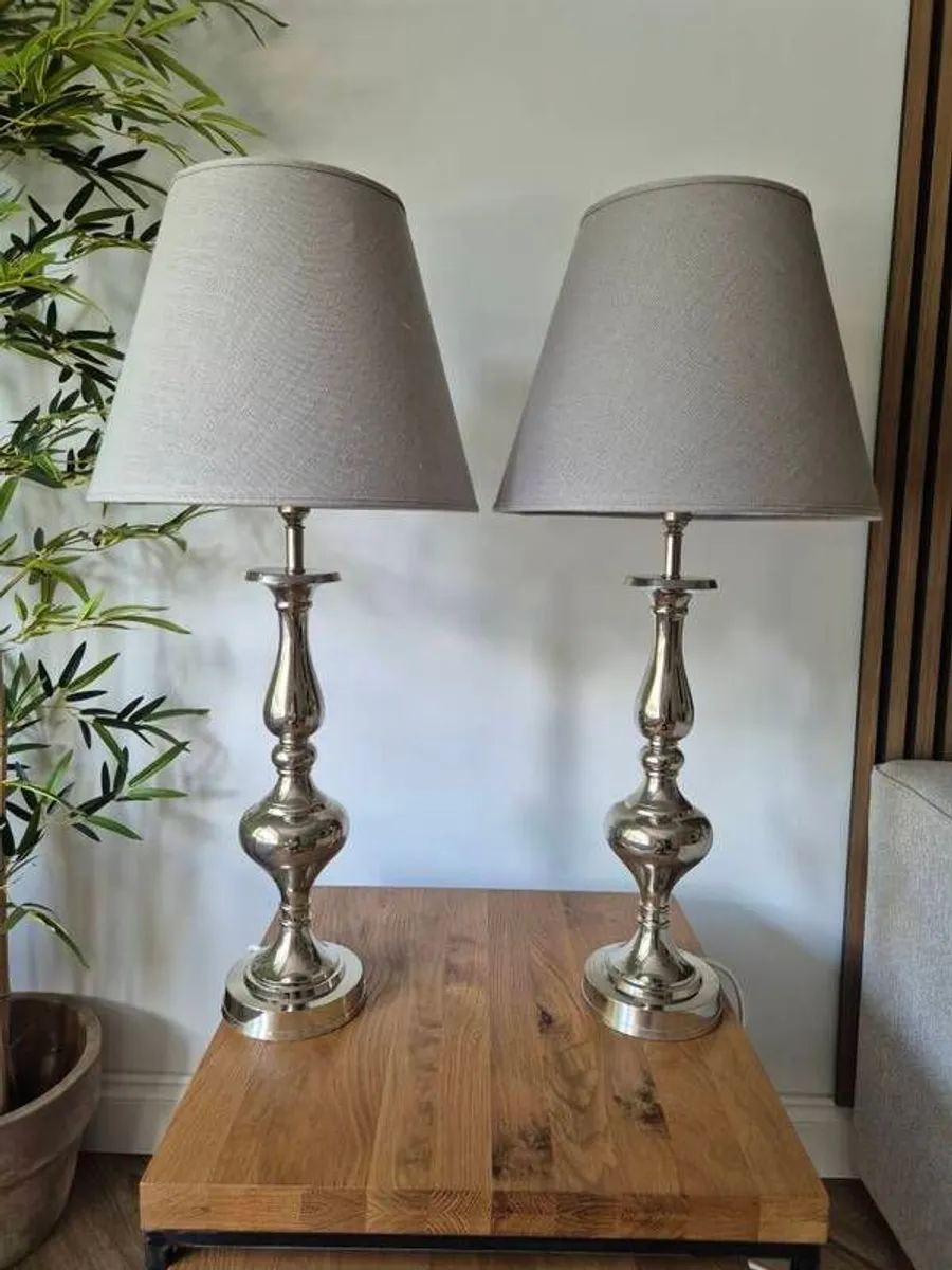 Sawyer polished chrome lamps - Image 2